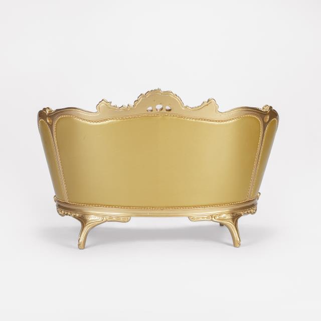 Where to find Victorian Gold Leather Loveseat in Tulsa